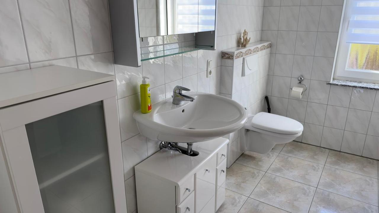 Ferienwohnung Auf Dem Fels Kall Exterior foto